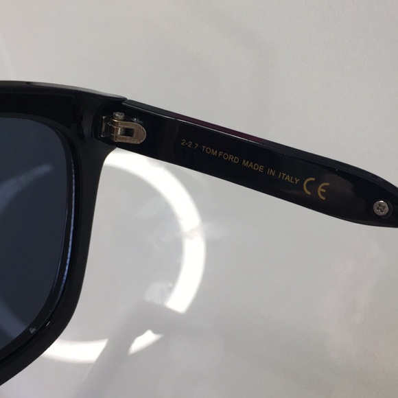 Tom Ford Sunglasses - Picture 3 of 4